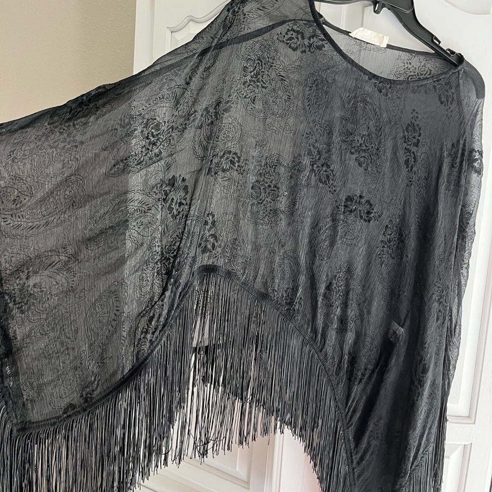 Size Large Boutique Shawl Shirt